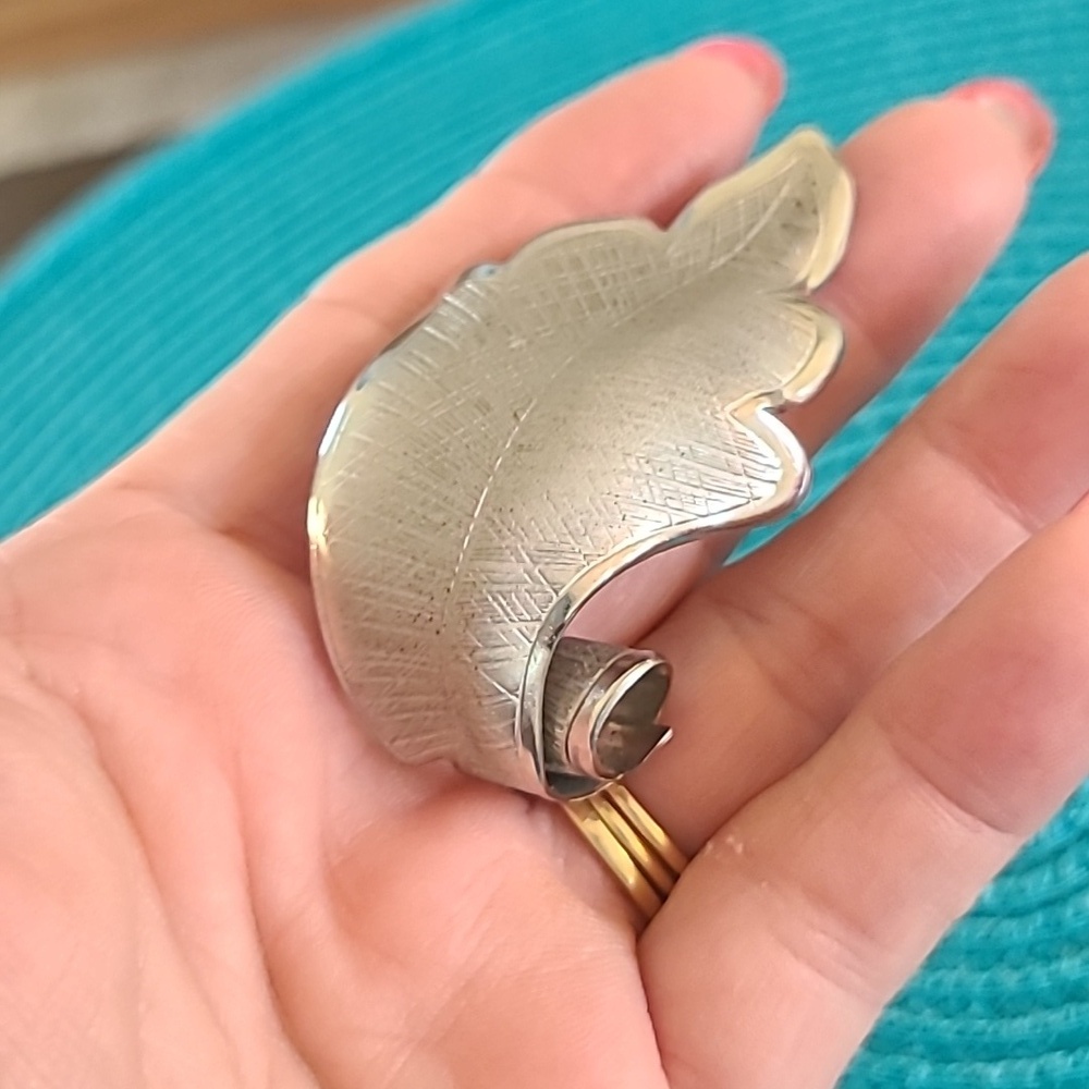 Vintage Silvertone Leaf Brooch with a Textured Finish